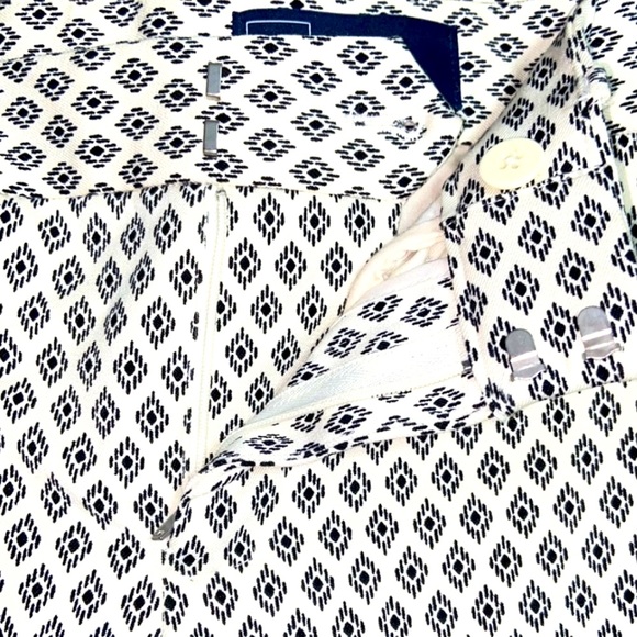 🆕 GAP Skinny White Pants with Black Diamond Print. (Cotton - Spandex) NWOT - Picture 8 of 14